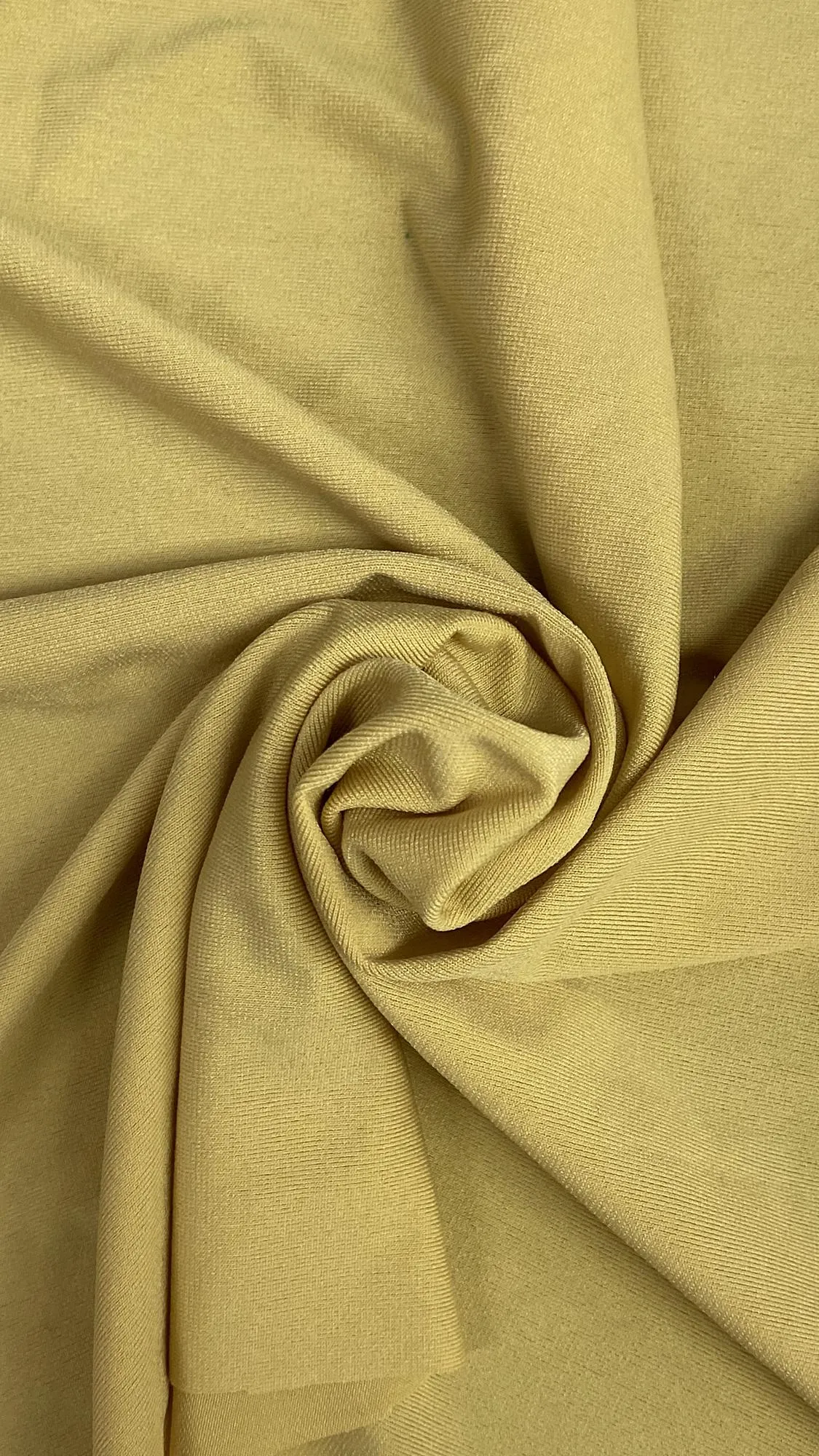 270 GLY POLY STRETCHED ITY MATTE JERSEY KNIT<br><h6>14B-MUSTARD<br>126-ITYMATTJERS</h6>