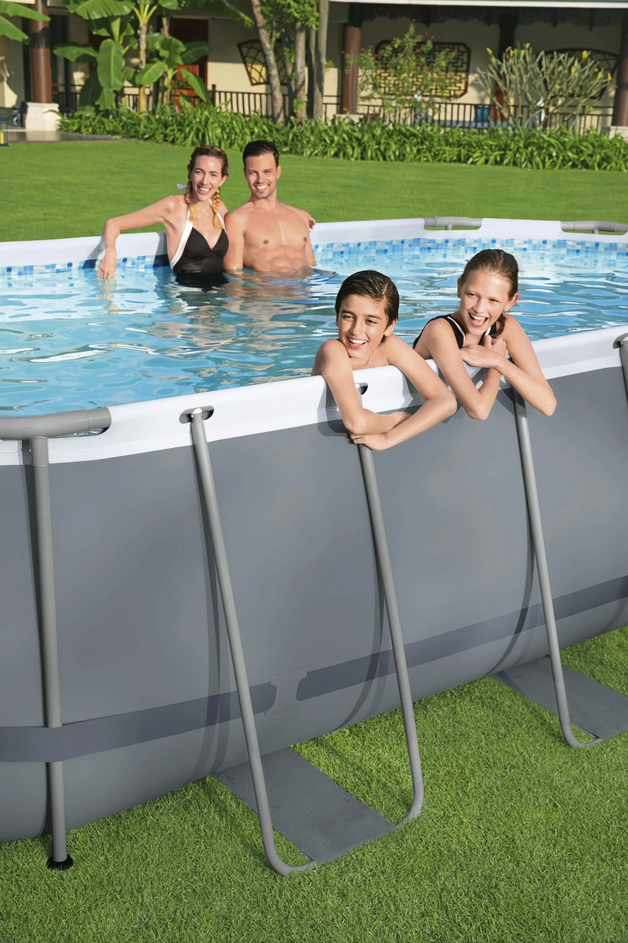 56620 Power Steel® 14' x 8'2" x 39.5"/4.27m x 2.50m x 1.00m Oval Pool Set