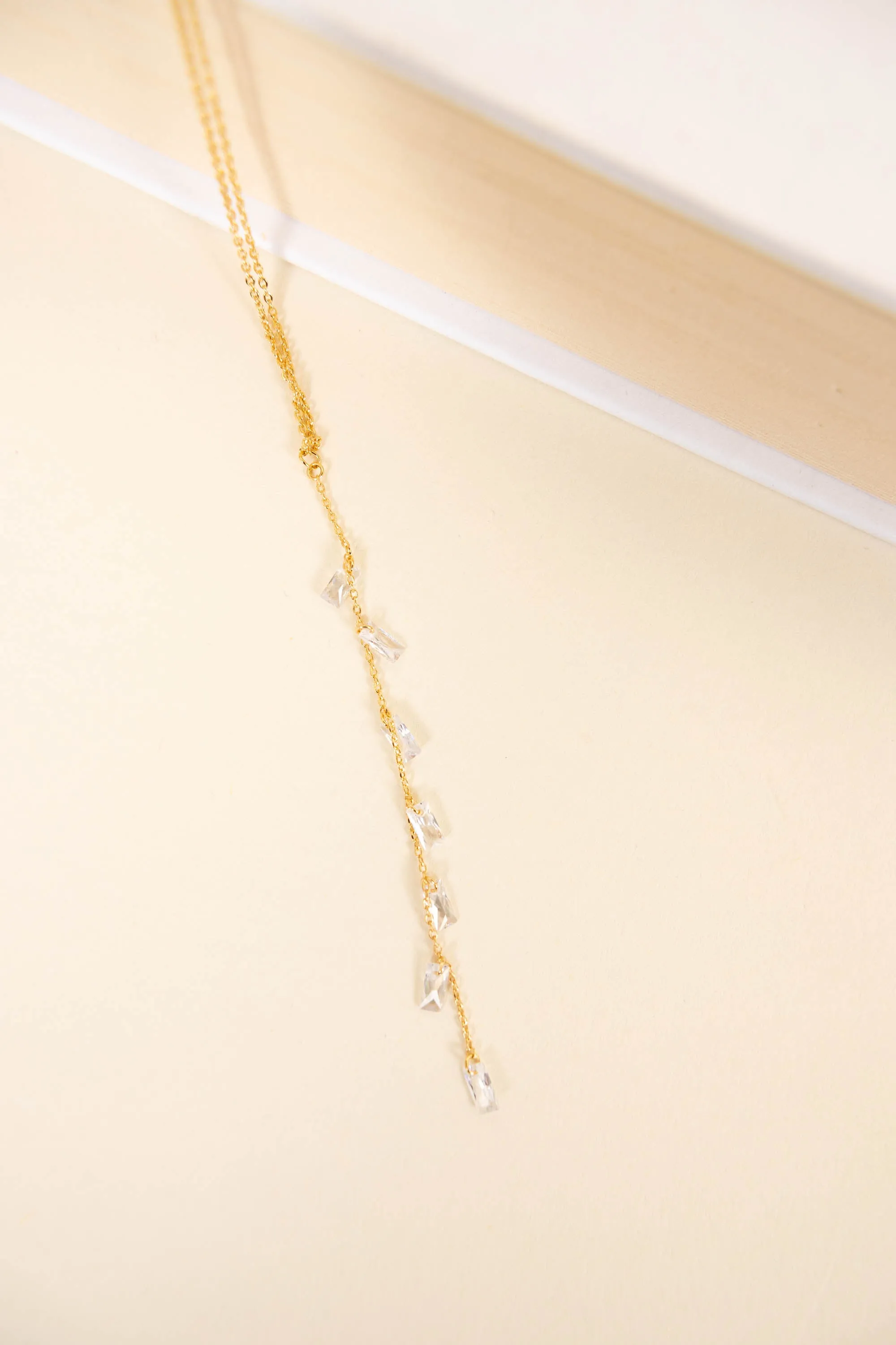 A Delicate Thought Necklace, Gold