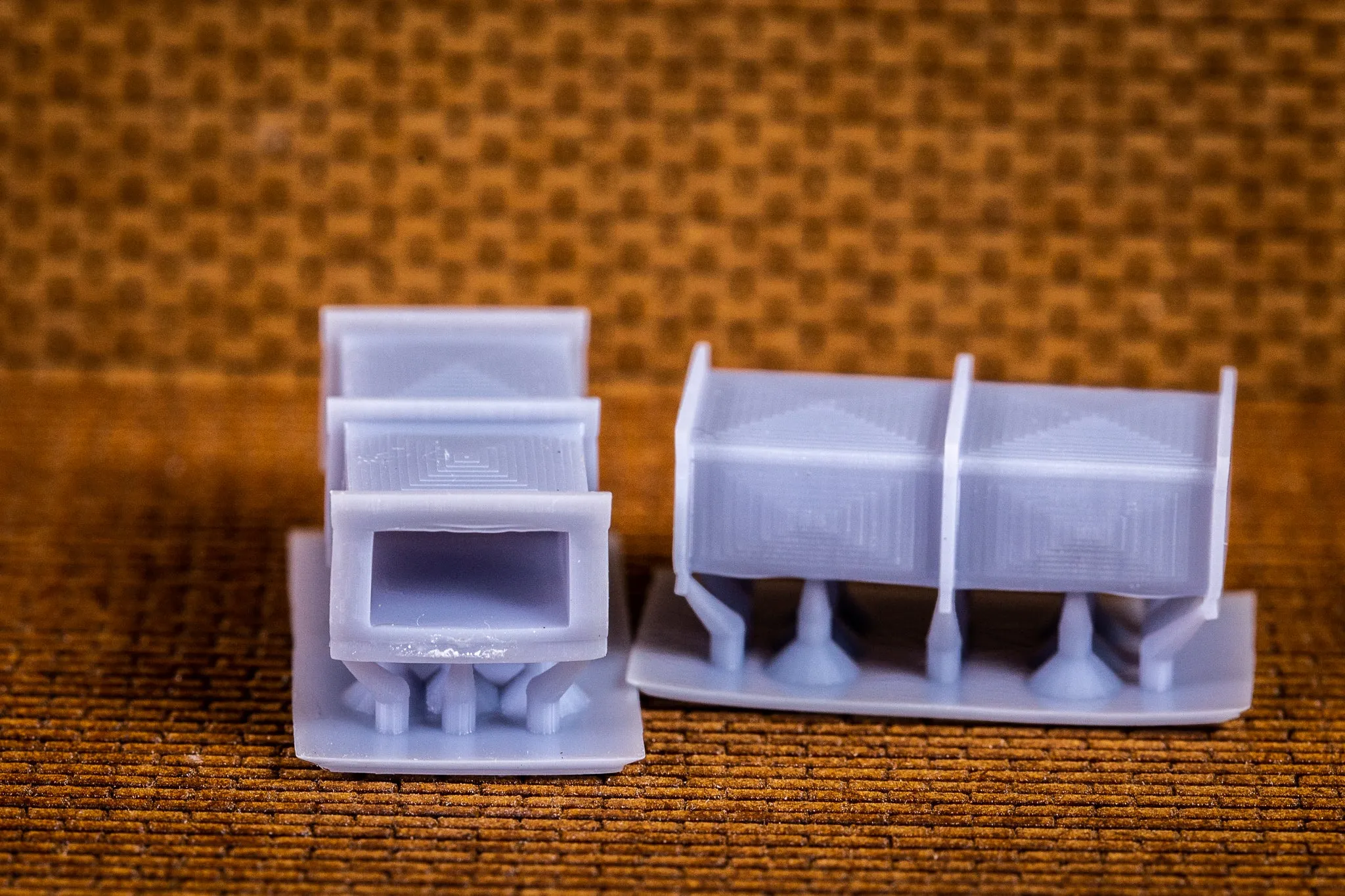 Air conditioner duct 2 section 24L 12w 8h - HO Scale