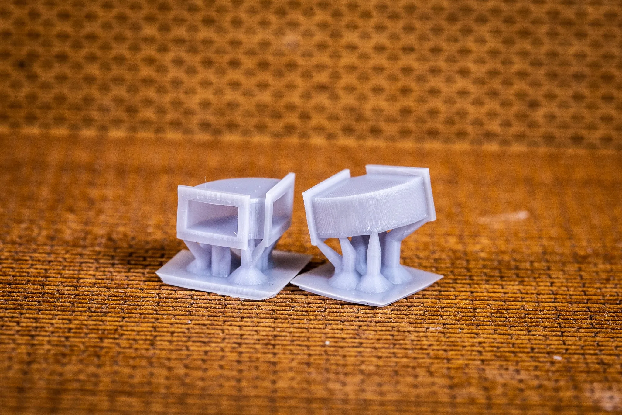 Air conditioner duct 90d elbow 8w - HO Scale