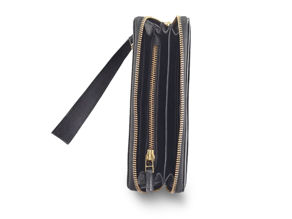 Blackus Clutch
