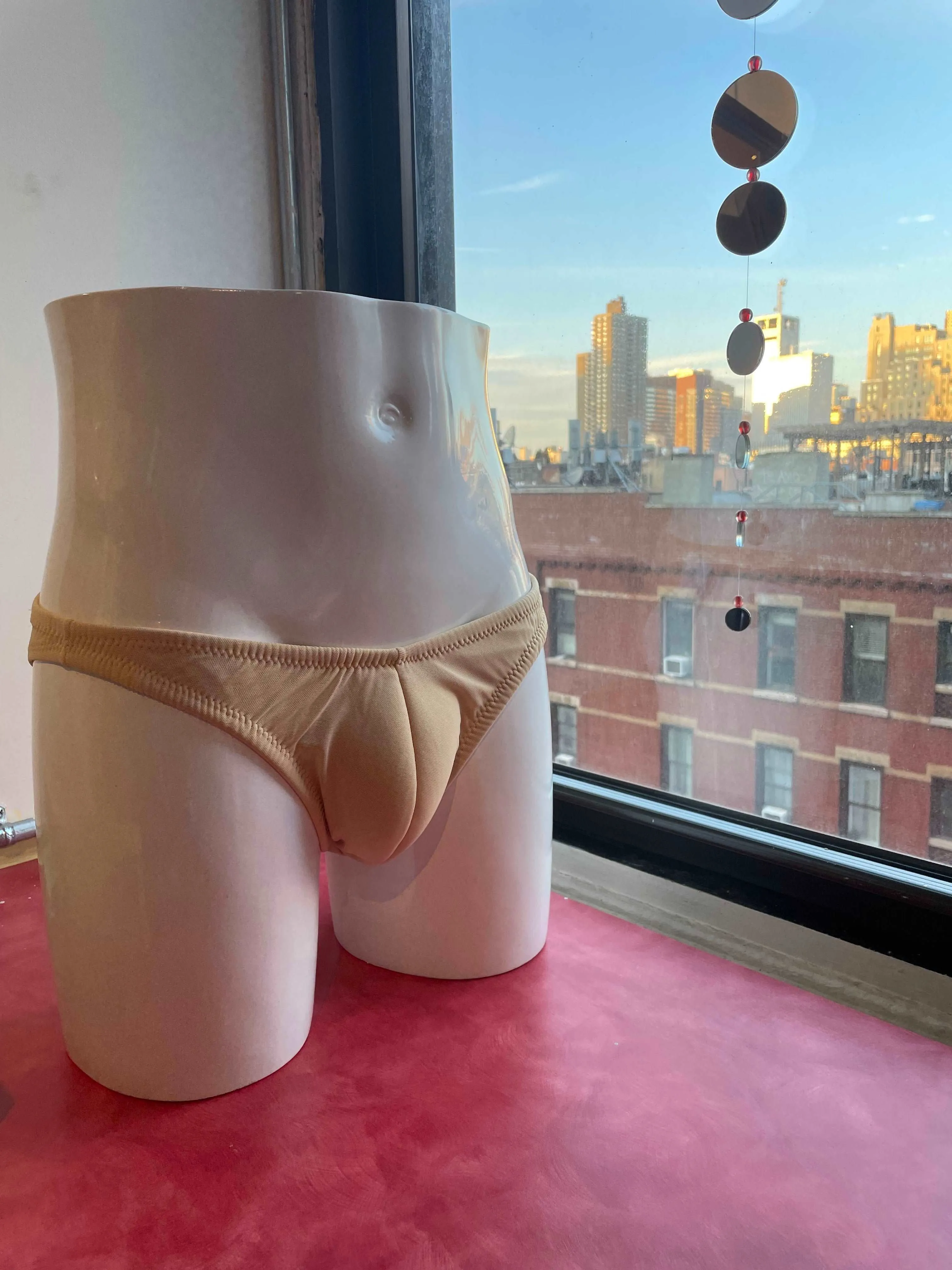 BT MOLDED MESH BRIEFS