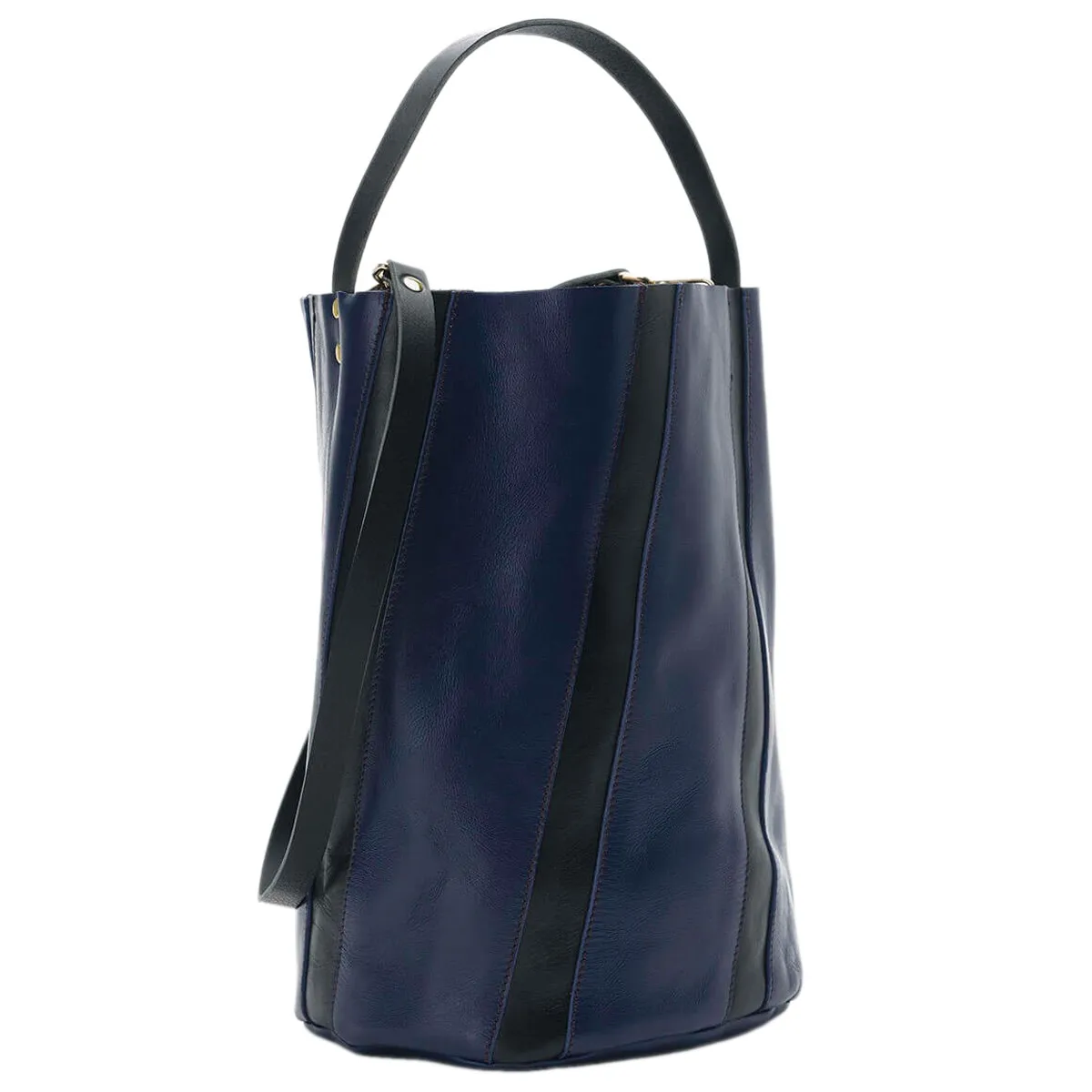 Bucket Twisted Night Blue Y Negro