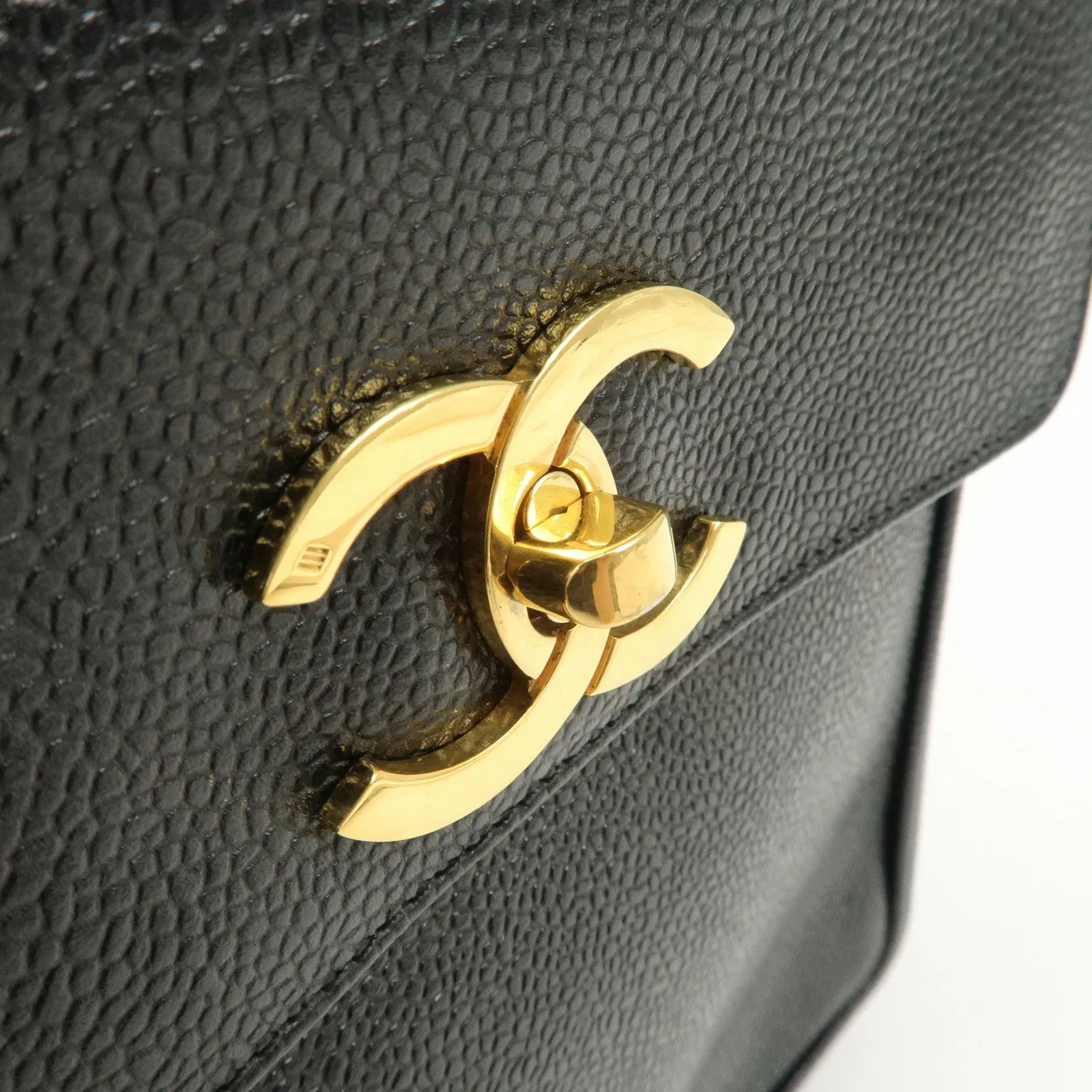CHANEL Caviar SKin Drawstring Chain Shoulder Bag Black Used