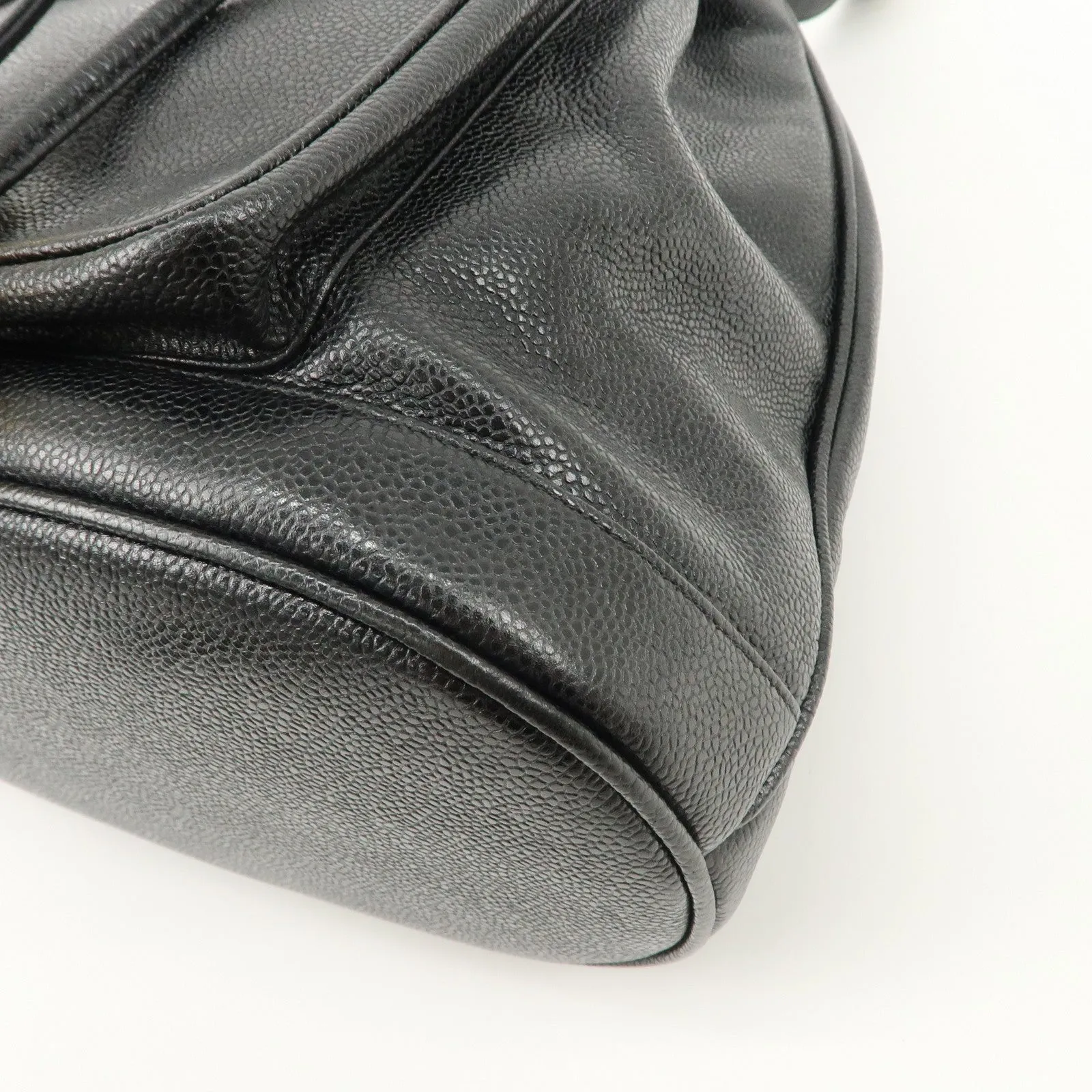 CHANEL Caviar SKin Drawstring Chain Shoulder Bag Black Used