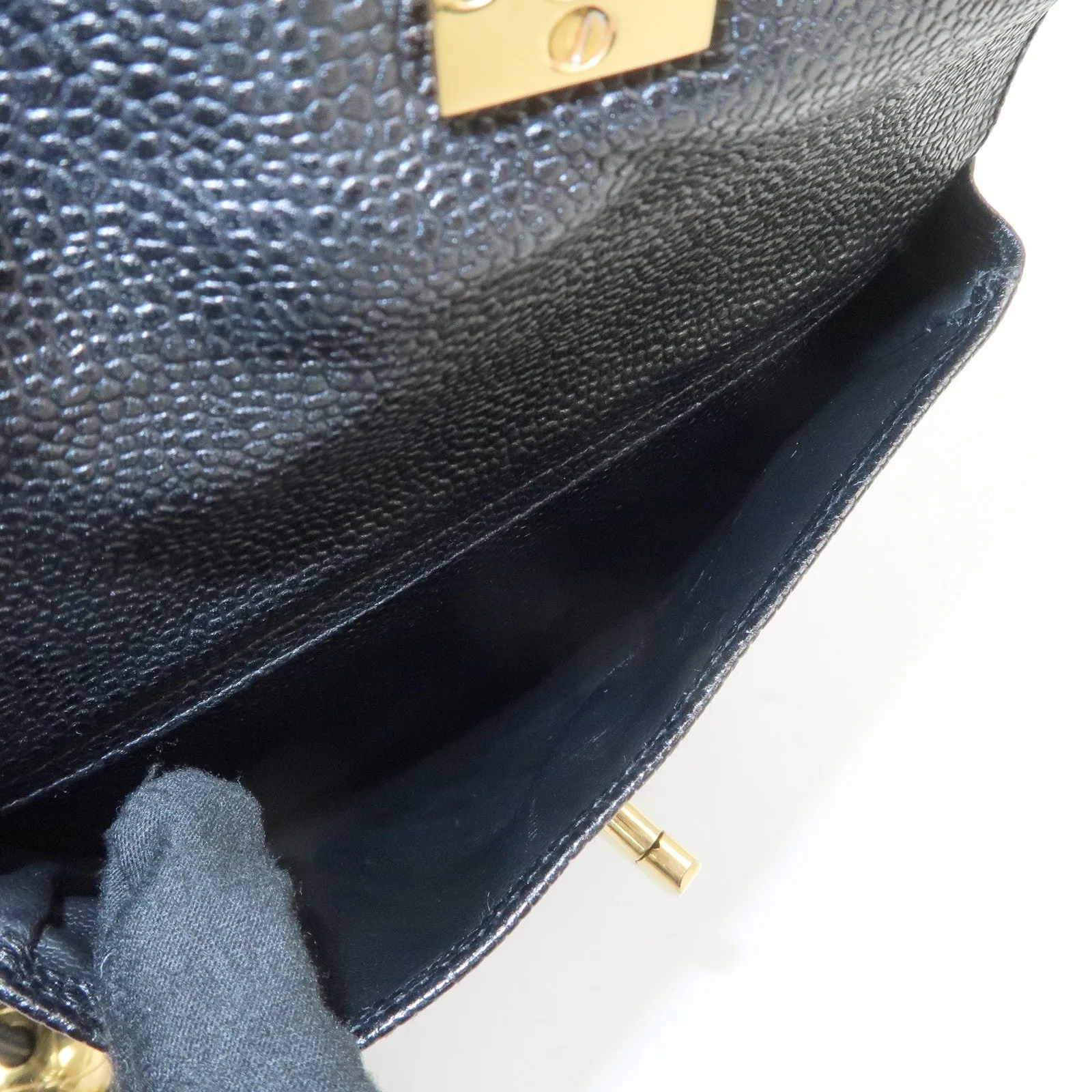 CHANEL Caviar SKin Drawstring Chain Shoulder Bag Black Used