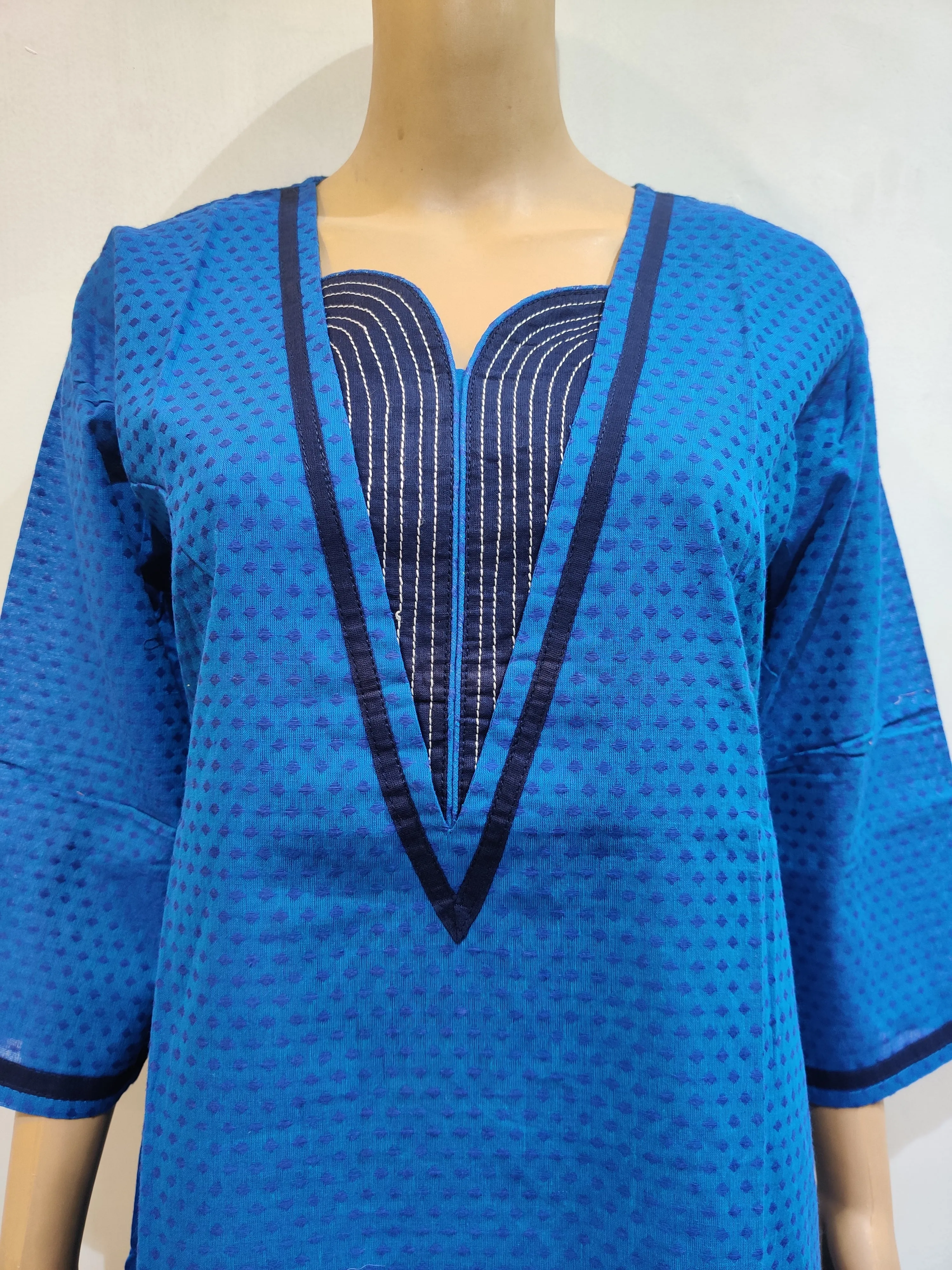 Creeping Mahonia Kurti