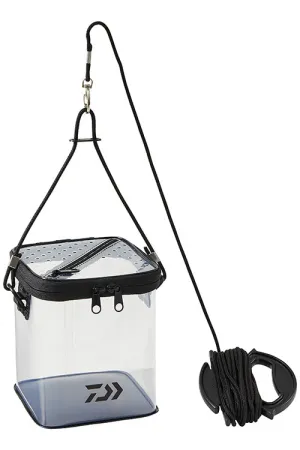 Daiwa Portable Ikashi Mizukumi Bait Bucket Size 15 and 17