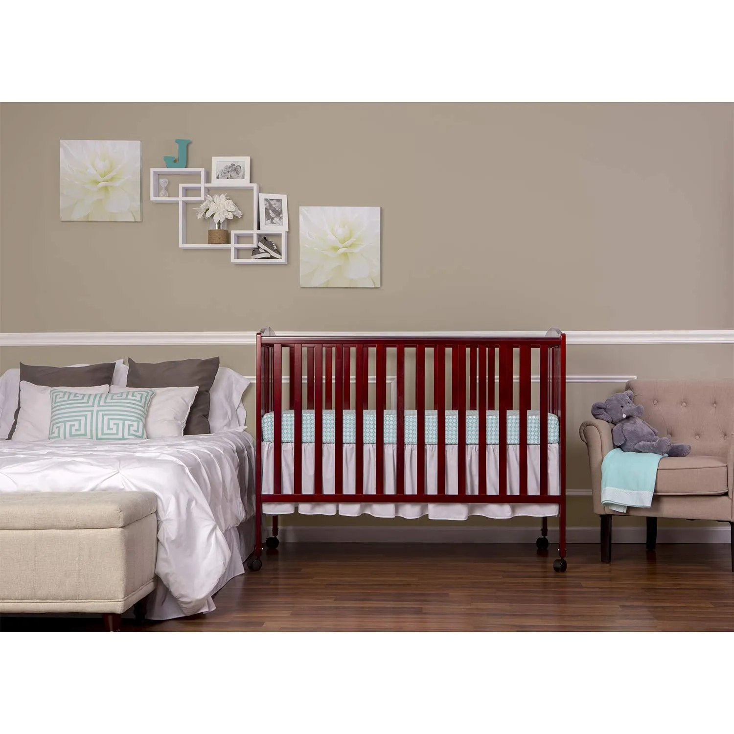Dream On Me Full Size Folding Crib