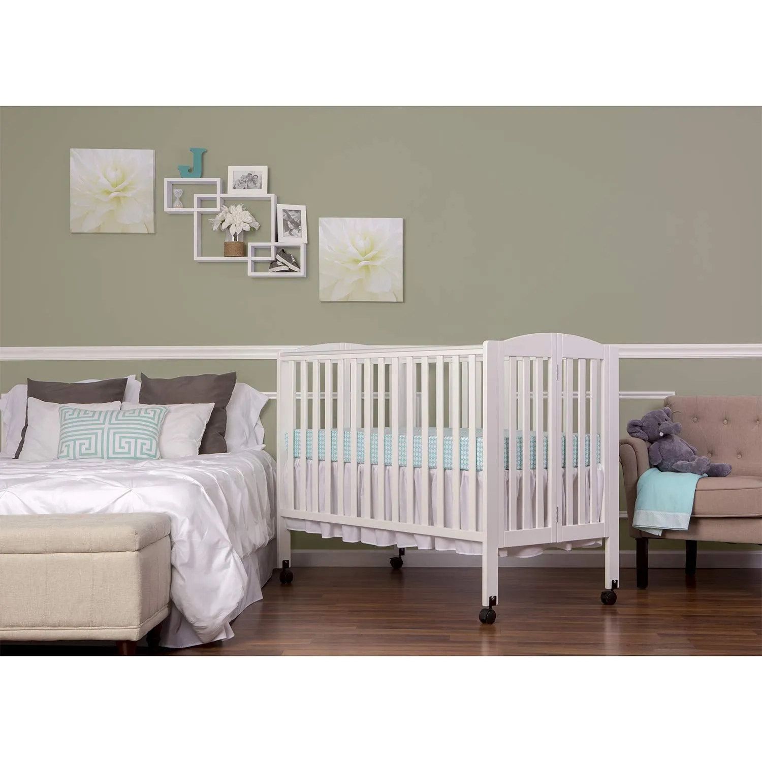 Dream On Me Full Size Folding Crib