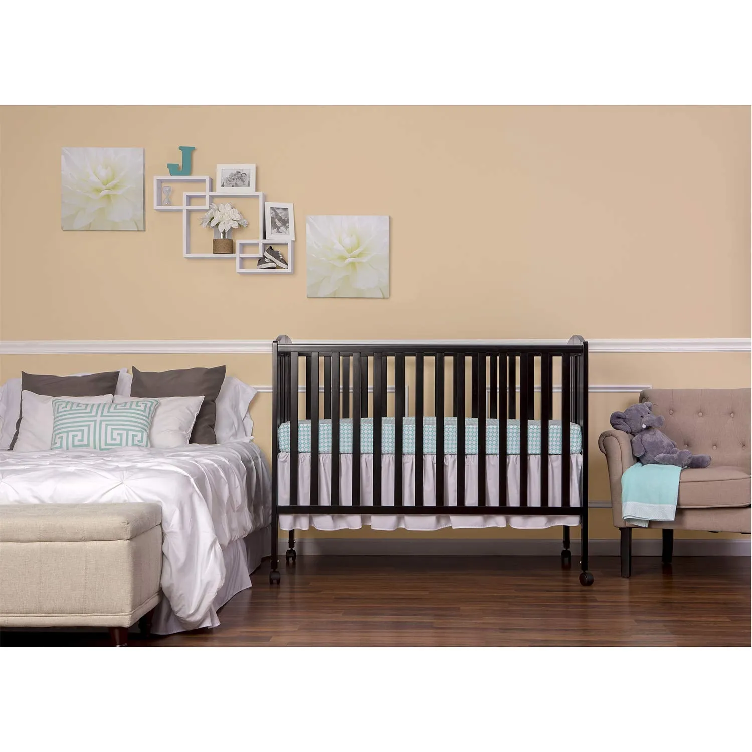 Dream On Me Full Size Folding Crib
