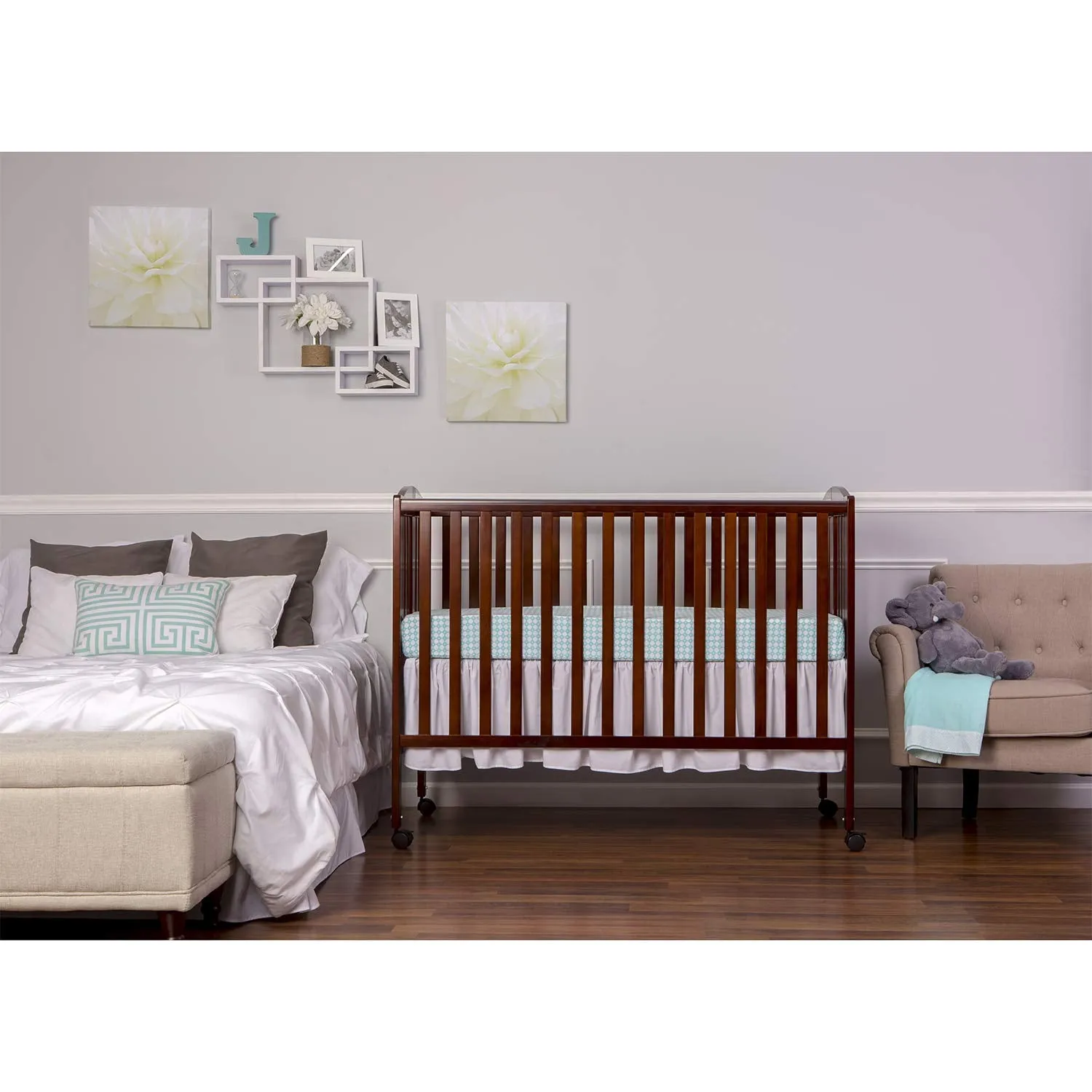 Dream On Me Full Size Folding Crib