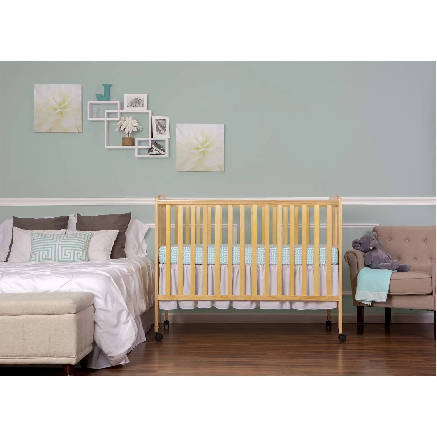 Dream On Me Full Size Folding Crib