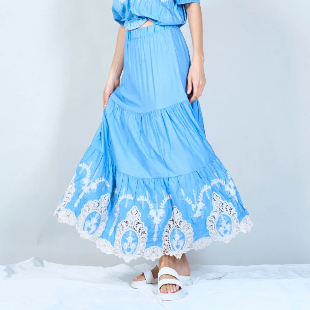 Elegant off-shoulder top and skirt set with lace details wholesale