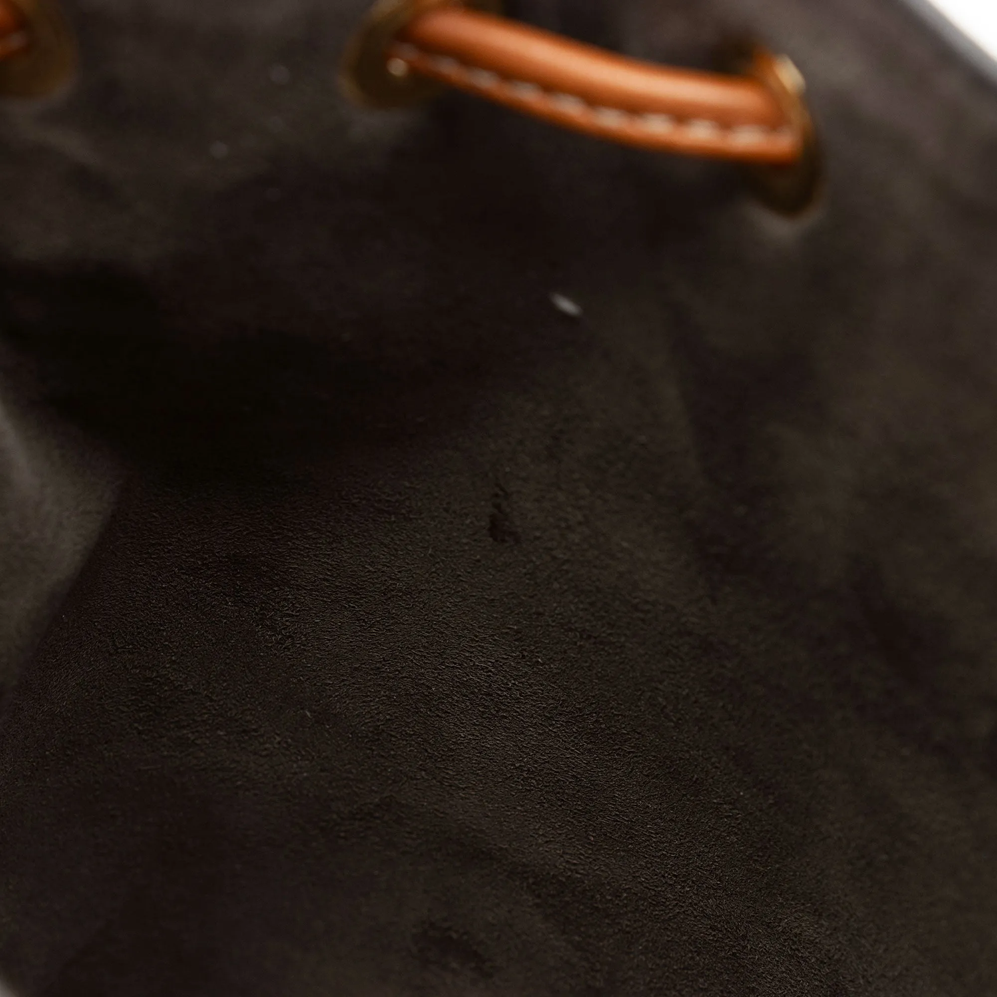Fendi FF Embossed Calfskin Mon Tresor Mini Bucket Bag (SHF-ubOHeg)