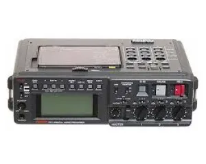 Fostex PD4 Portable DAT Recorder