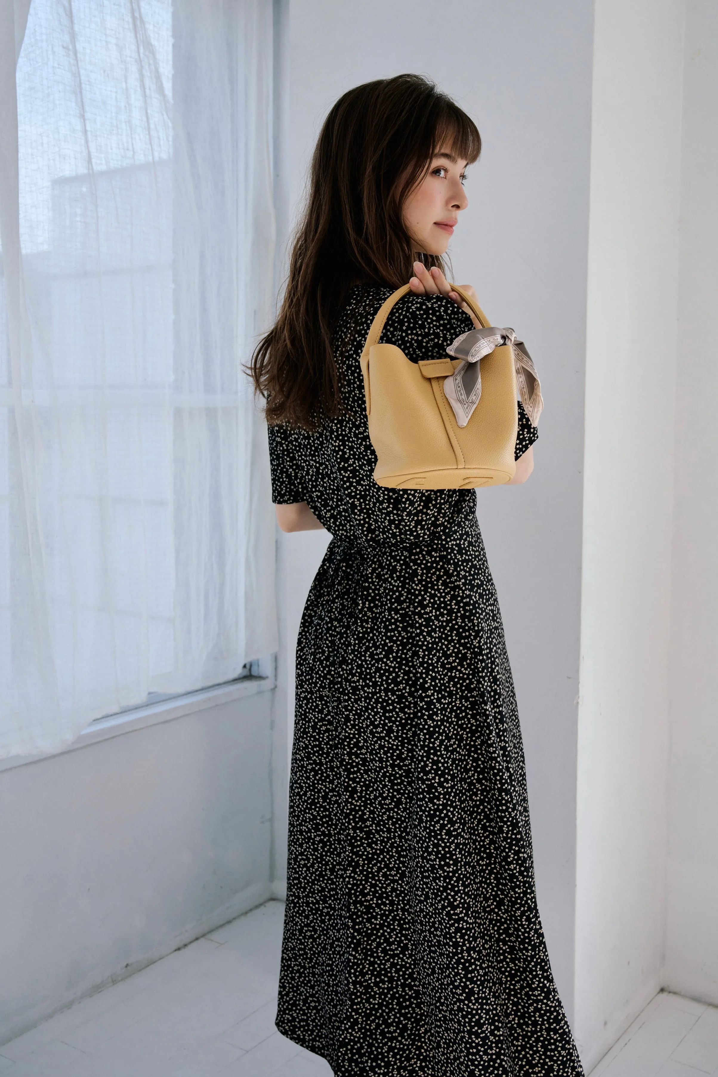 Leather bucket bag
