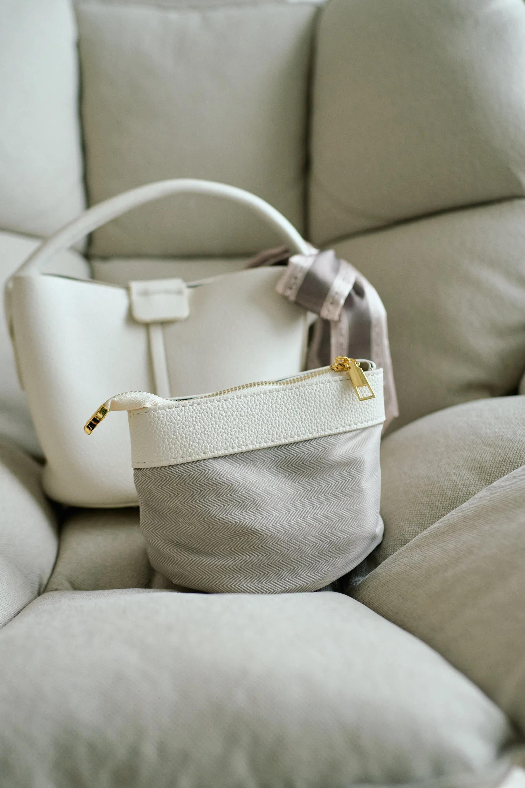 Leather bucket bag