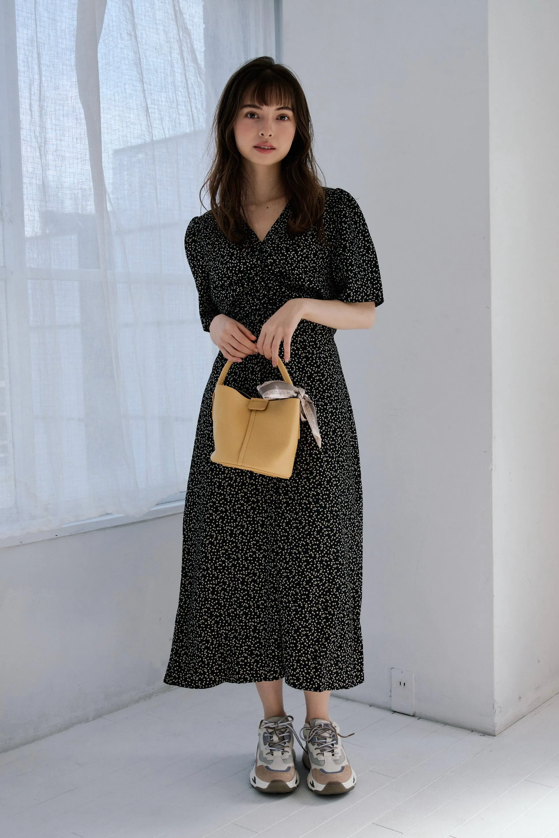 Leather bucket bag