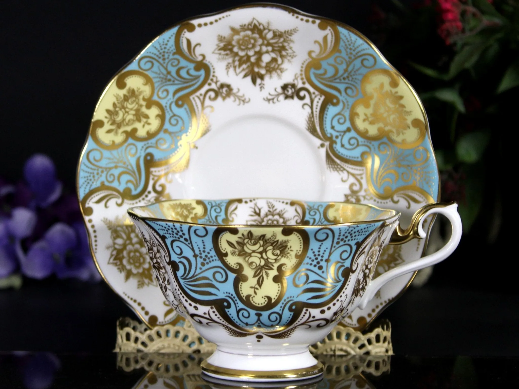 MAJESTIC Royal Albert Avon Shaped, Cabinet Tea Cup & Saucer -K