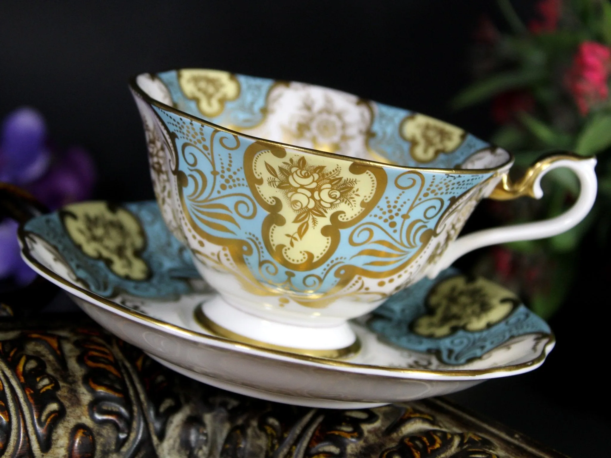 MAJESTIC Royal Albert Avon Shaped, Cabinet Tea Cup & Saucer -K