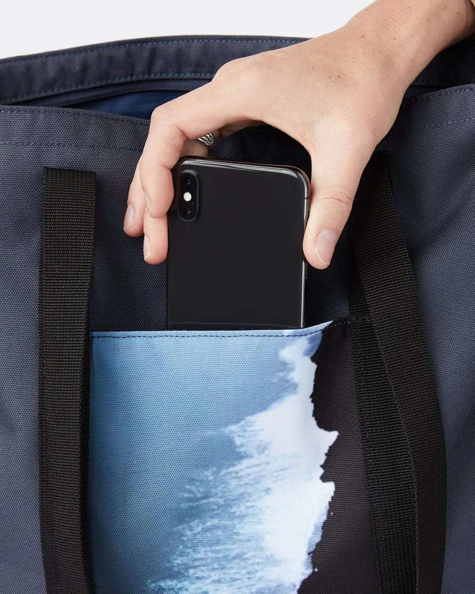 Mobius Daily Tote