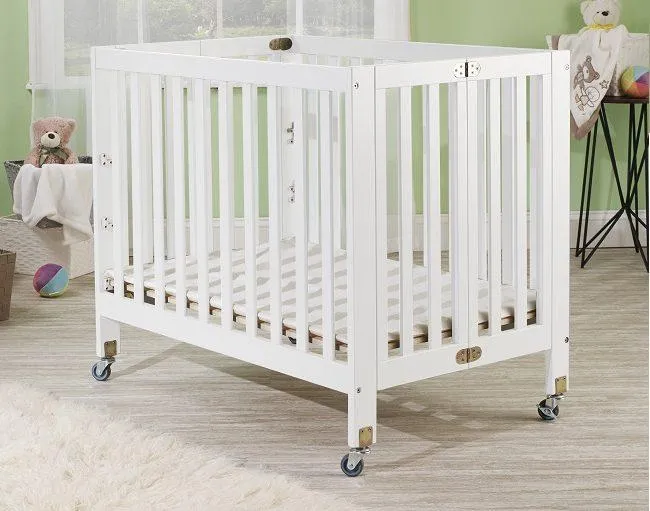 Orbelle Roxy (Flat) 3 Level Mini Portable Crib   Free 3" Mattress