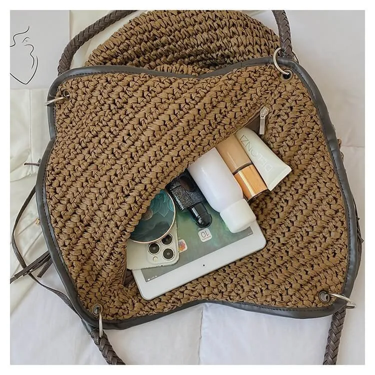 Tassel Decor Straw Bucket Tote Beach Bag-Showtown