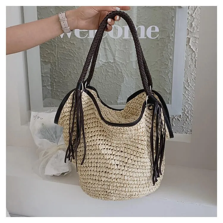 Tassel Decor Straw Bucket Tote Beach Bag-Showtown