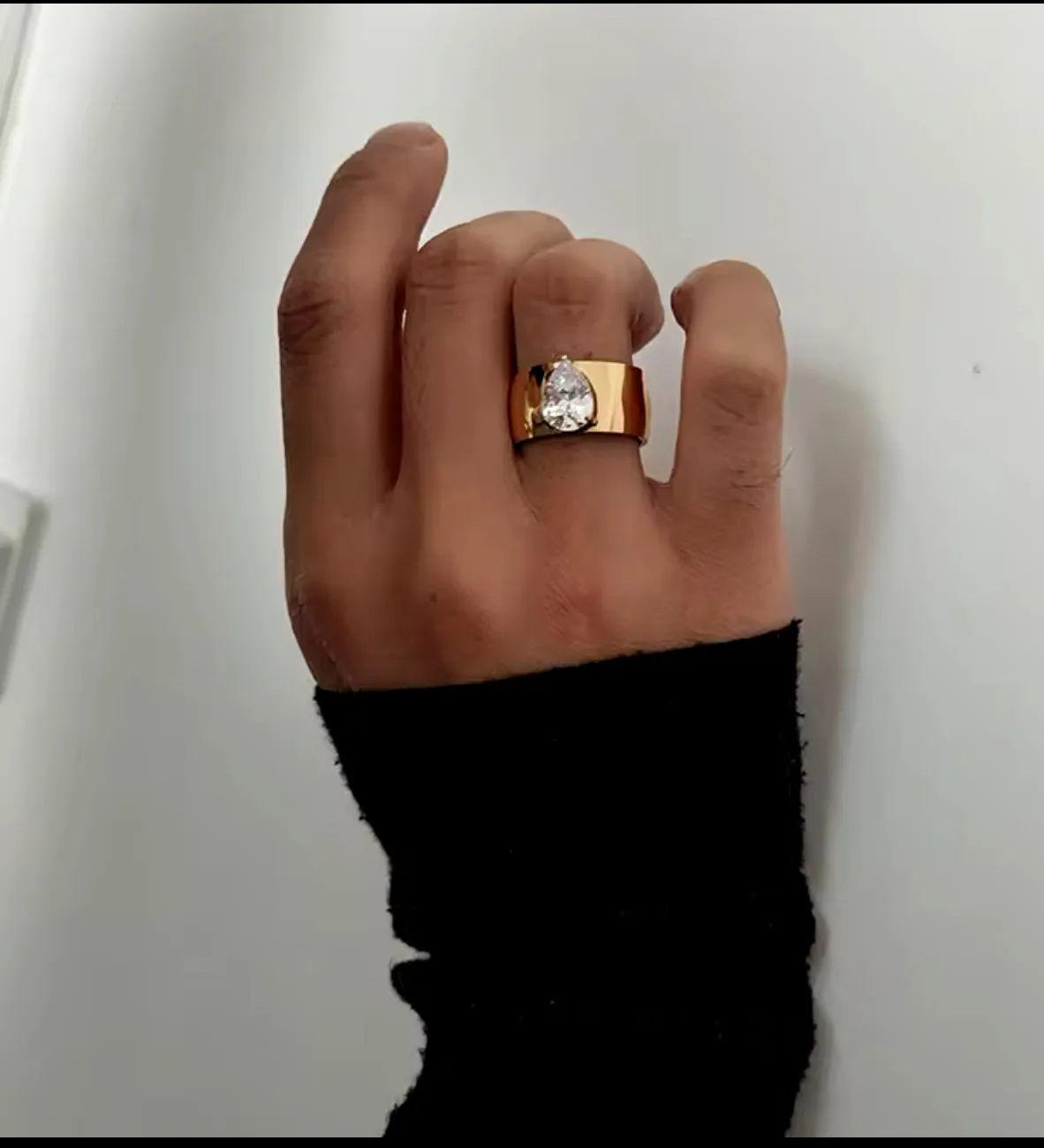 Tear Drop Diamond Cigar Band