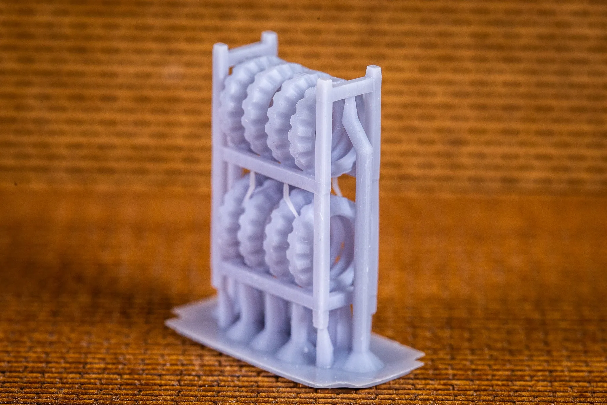 Tire Rack (Truck Tires) - HO Scale