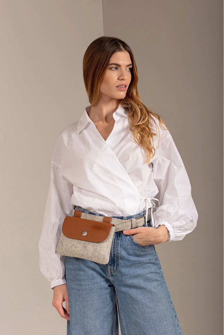 Unty Belt Bag Alpaca & Wool Color Grey
