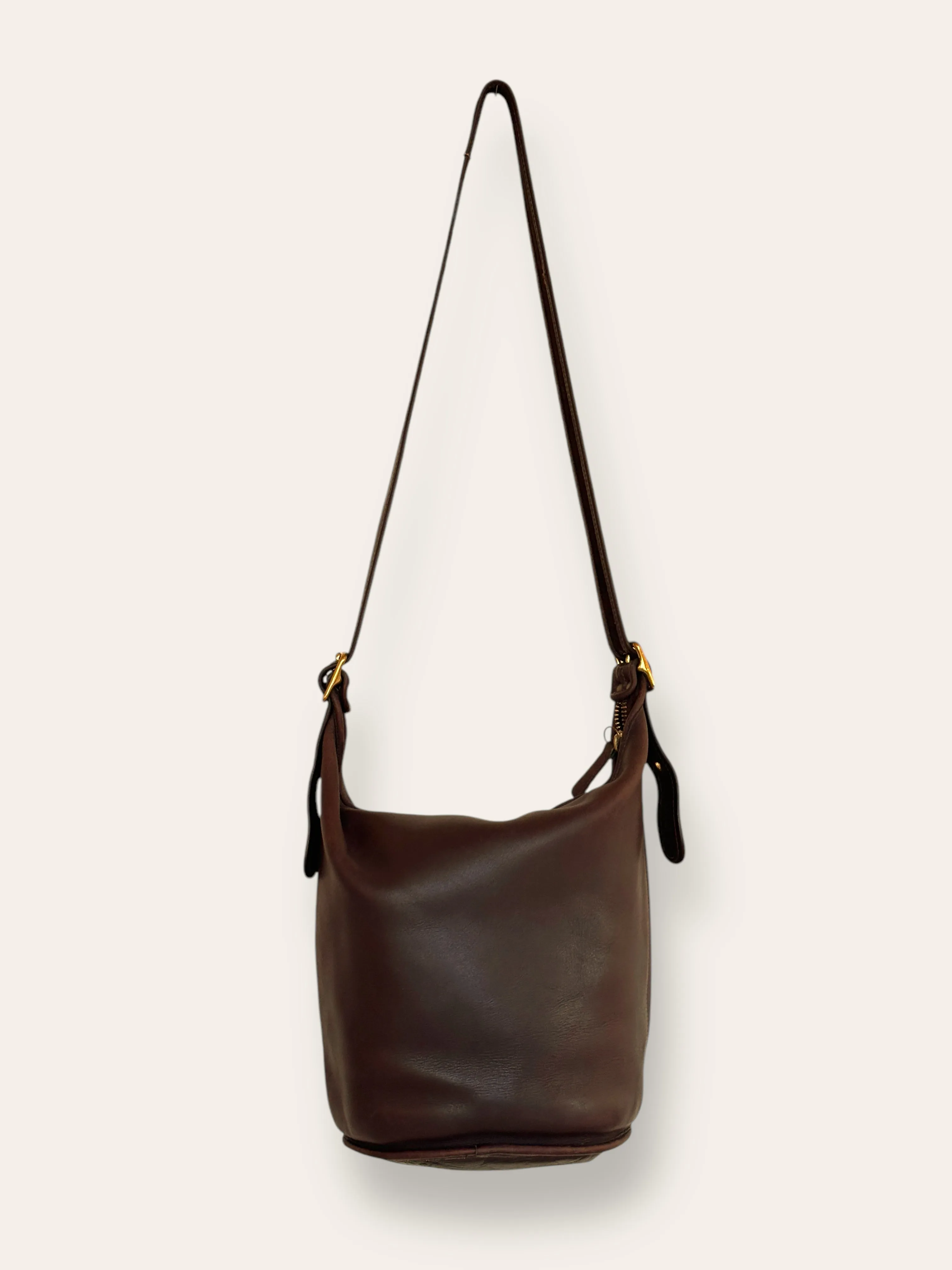 Vintage 1990’s Coach 9085 L Bucket Feed Bag Brown