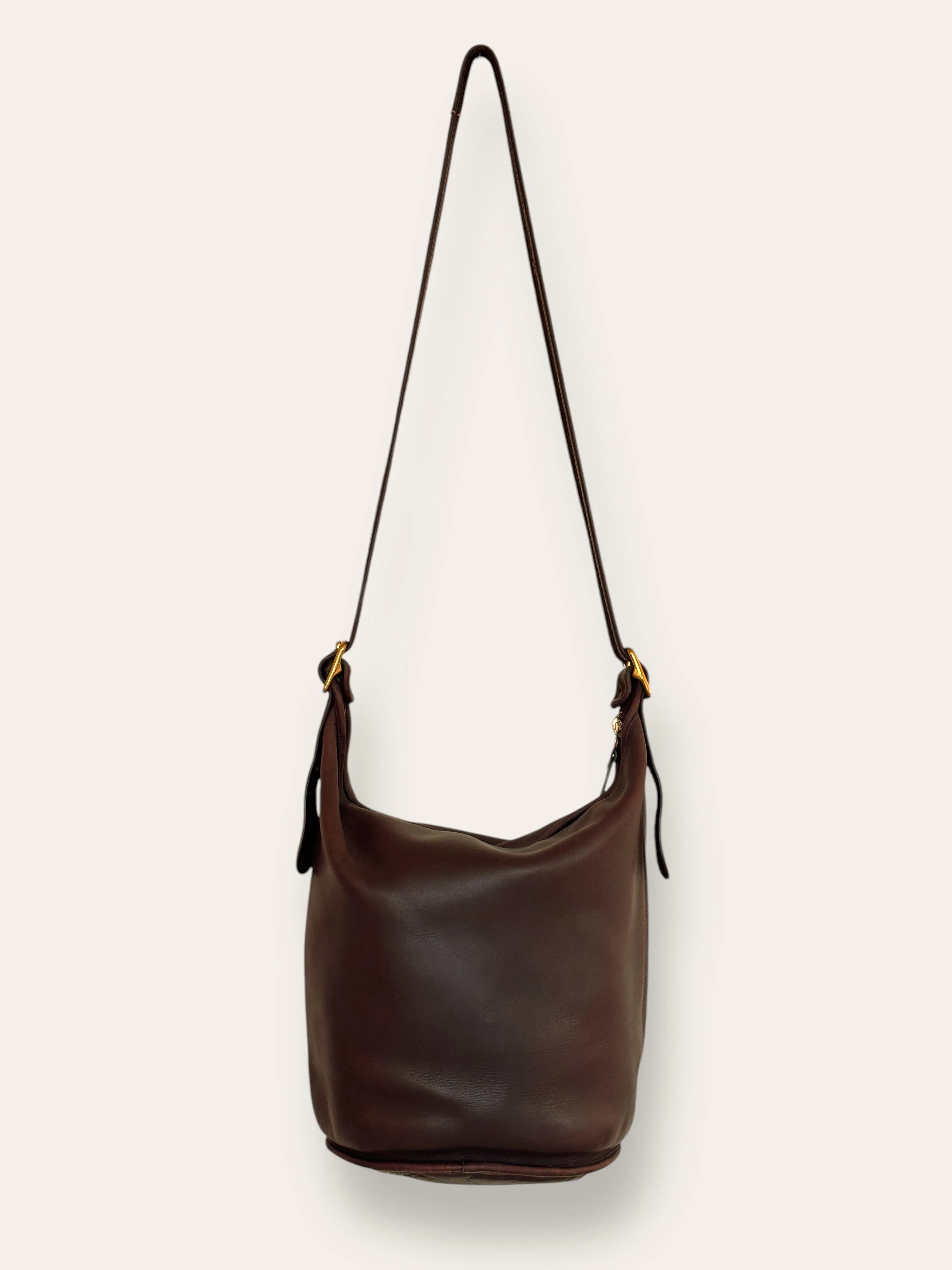 Vintage 1990’s Coach 9085 L Bucket Feed Bag Brown