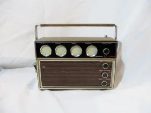 Vintage SOLID STATE WEBCOR MARINE SHORTWAVE 4 Bands Radio WORKS!