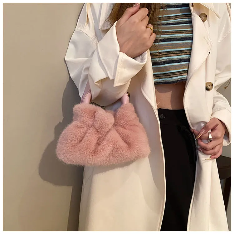 Winter Women Faux Fur Crossbody Bag-Showtown