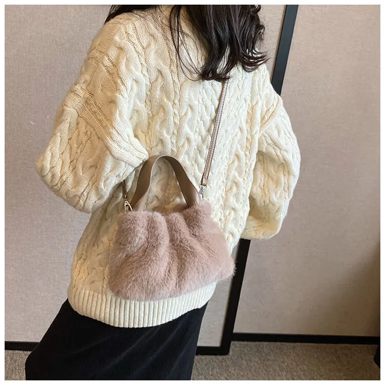 Winter Women Faux Fur Crossbody Bag-Showtown