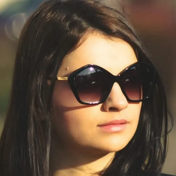 Women's Pentagon Oversize Fashion Sunglasses 8908