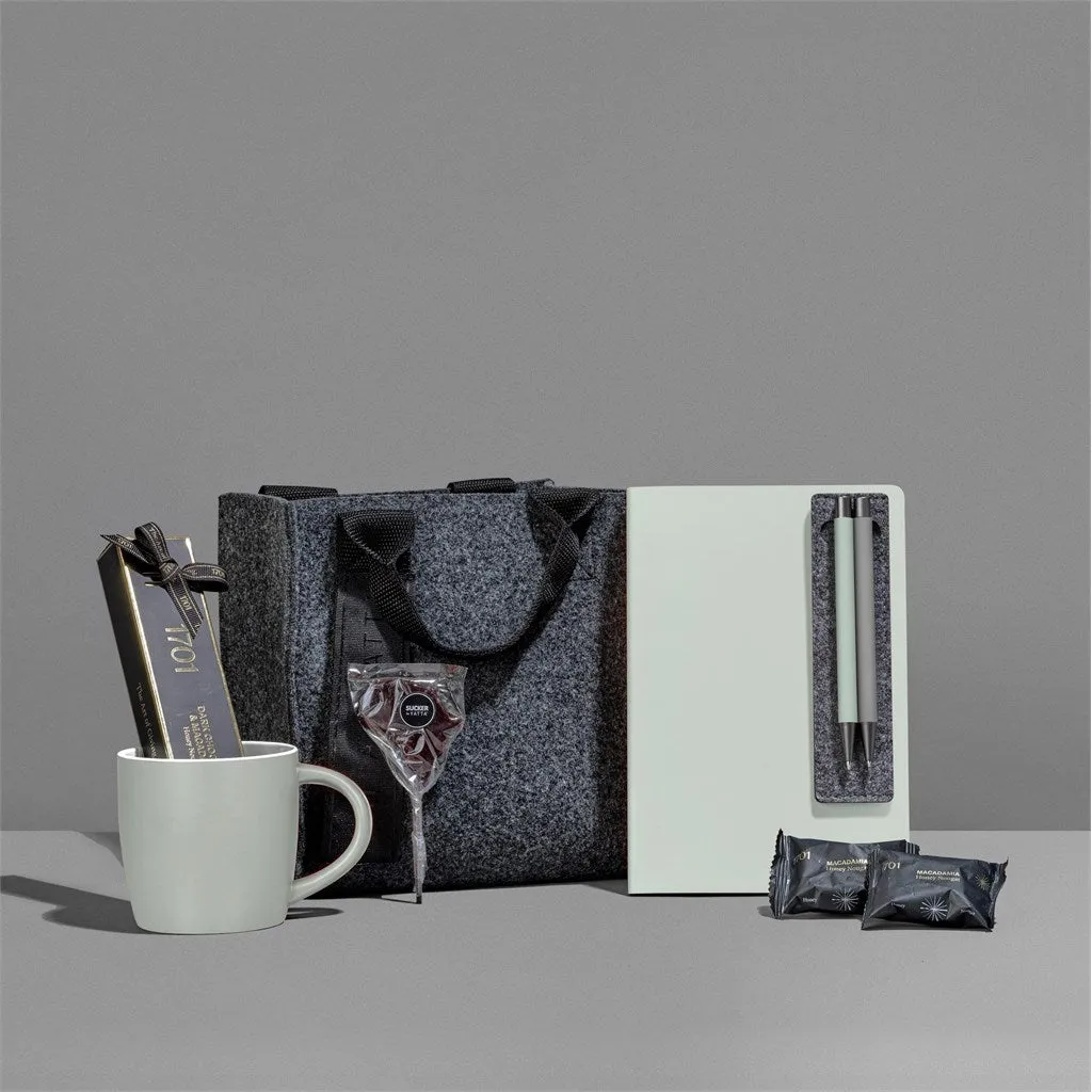 Yatta Vogue Vibes Hamper